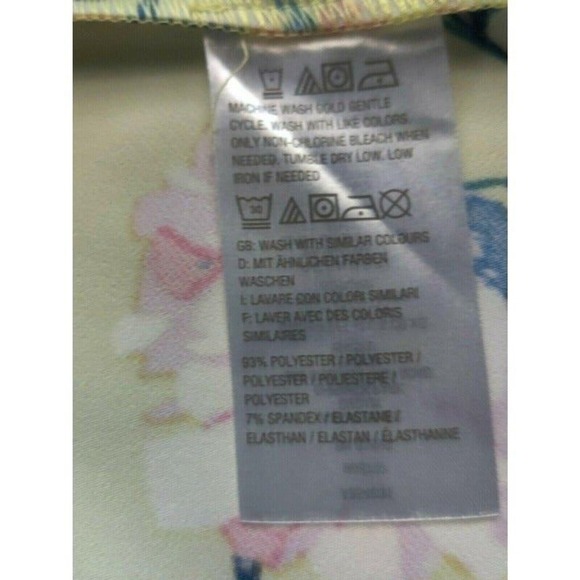 Women‎ Size 14 Isaac Mizrahi Womens Yellow Floral Short - Picture 10 of 11